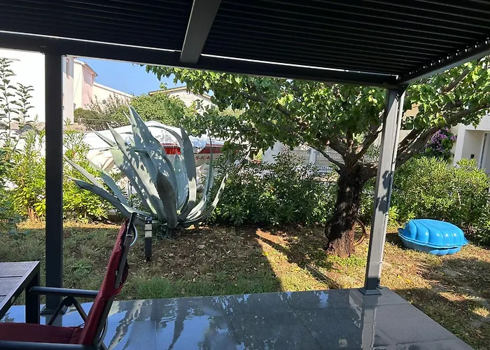 Hébergement de vacances House 82