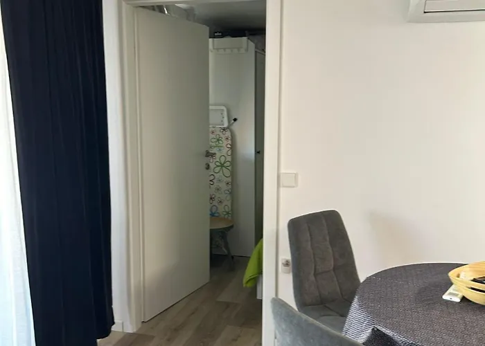 House 82 Hébergement de vacances *