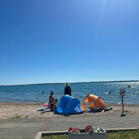 House 82 Vikendica *